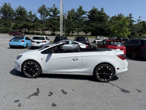 Used 2019 Buick Cascada Sport Touring w/ Dark Effects Package FWD image 9