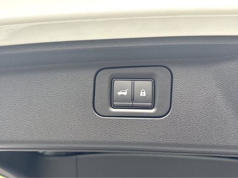 New 2026 INFINITI QX80 Luxe w/ Cargo Package image 27