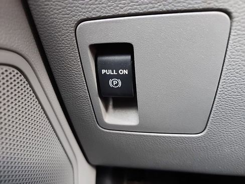 Used 2019 Ford F150 XLT w/ Heavy-Duty Payload Package image 30