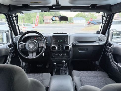 Used 2011 Jeep Wrangler Unlimited Sport AWD/4WD image 15