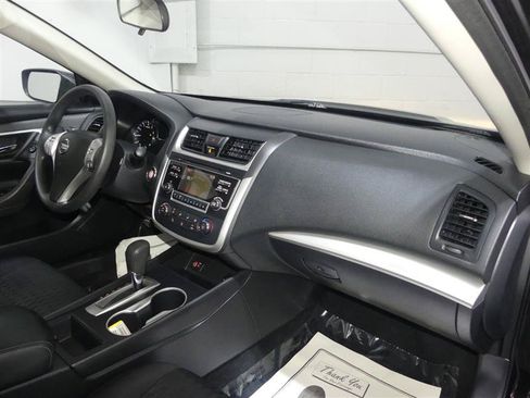 Used 2017 Nissan Altima 2.5 S w/ Power Driver Seat Package FWD image 23