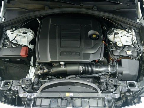 Used 2023 Jaguar F-PACE S image 10