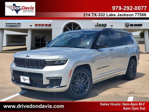 Used 2024 Jeep Grand Cherokee L Summit AWD/4WD image 1