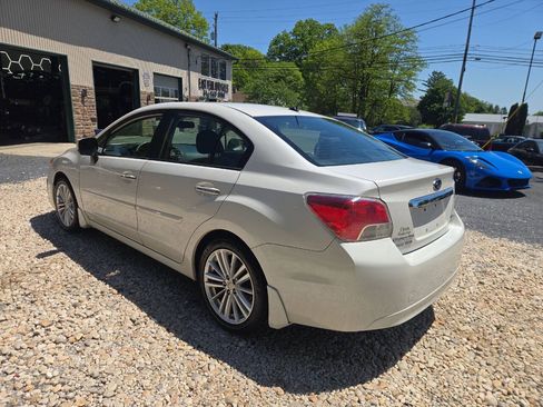 Used 2014 Subaru Impreza 2.0i Limited AWD/4WD image 5