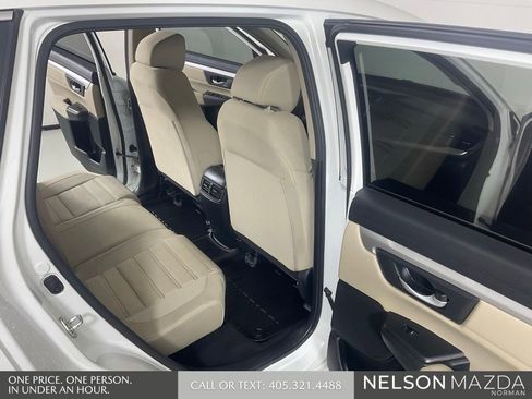 Used 2018 Honda CR-V LX image 16