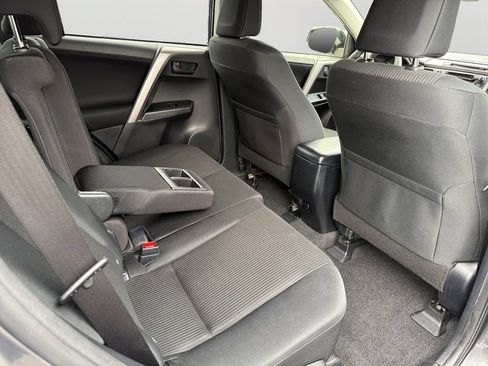Used 2018 Toyota RAV4 LE w/ All Weather Liner Package FWD image 12