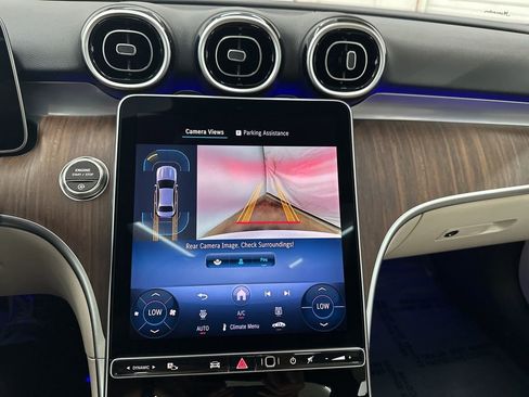 Used 2025 Mercedes-Benz C 300 Sedan image 15