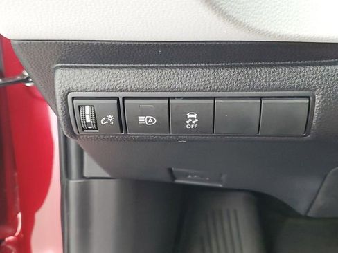 Used 2024 Toyota Corolla SE w/ SE Package image 33