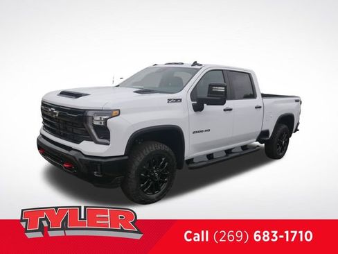 New 2026 Chevrolet Silverado 2500 LT w/ Trail Boss Package AWD/4WD image 3