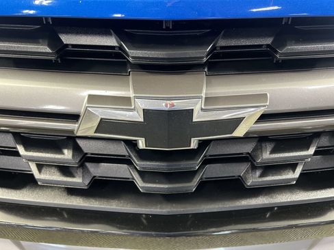 Used 2022 Chevrolet Colorado Z71 AWD/4WD image 28
