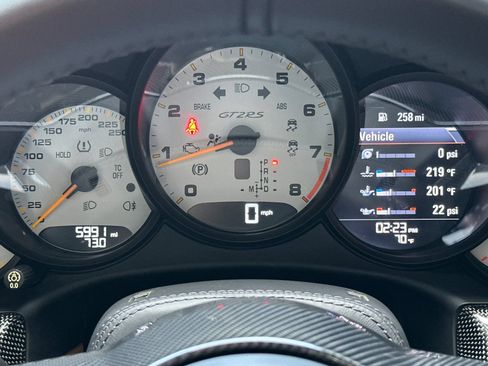 Certified 2018 Porsche 911 GT2 RS RWD image 30