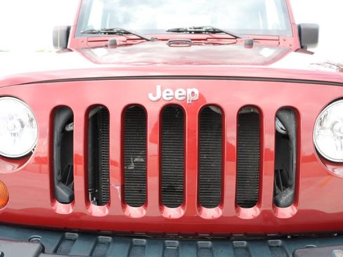 Used 2010 Jeep Wrangler Rubicon w/ PWR Convenience Group AWD/4WD image 70