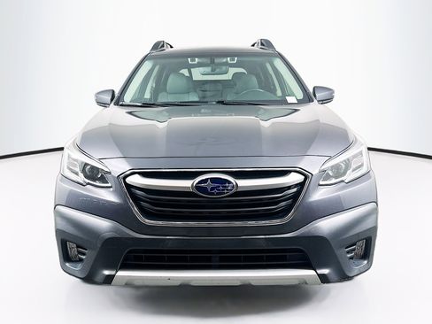 Used 2020 Subaru Outback Limited w/ Popular Package #2 AWD/4WD image 2