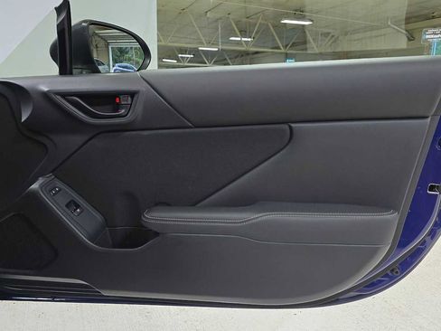 Used 2023 Toyota GR86 image 11