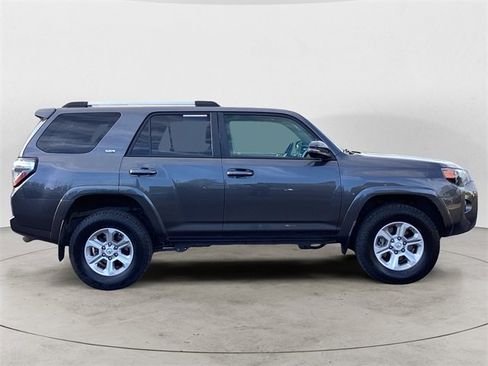 Used 2019 Toyota 4Runner SR5 Premium image 6