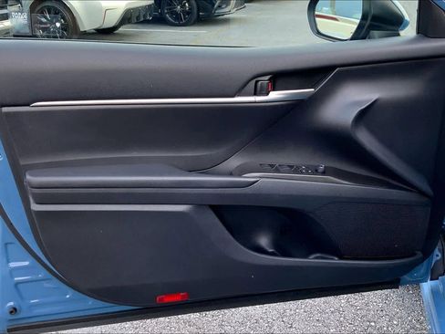 Used 2023 Toyota Camry SE w/ Convenience Package image 21