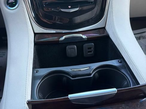 Used 2015 Cadillac Escalade Premium AWD/4WD image 33