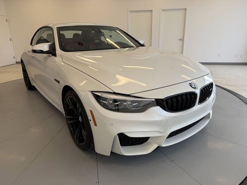 Used 2020 BMW M4 Base w/ Executive Package image 1