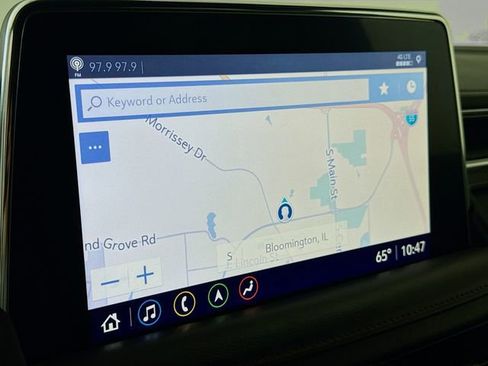 Used 2021 Chevrolet Suburban RST w/ Luxury Package image 15