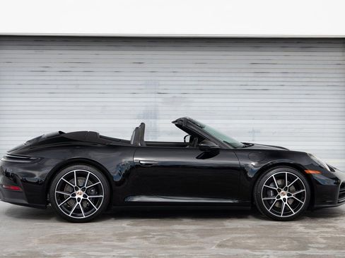 New 2026 Porsche 911 Carrera image 8