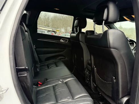 Used 2015 Jeep Grand Cherokee Limited image 19