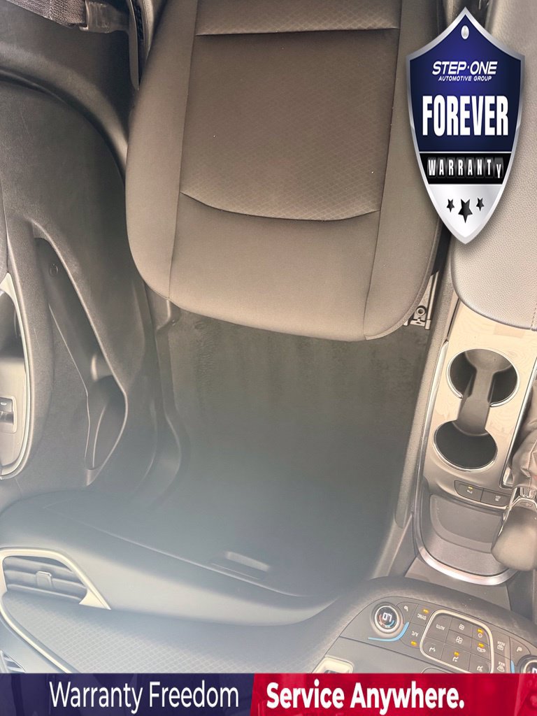 Used 2025 Chevrolet Malibu LT FWD image 24
