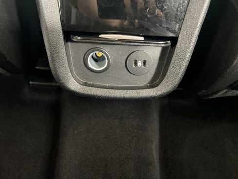 Used 2023 Lincoln Nautilus AWD image 30