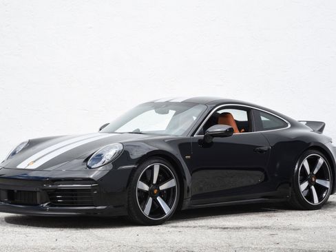 Used 2023 Porsche 911 Sport Classic RWD image 2