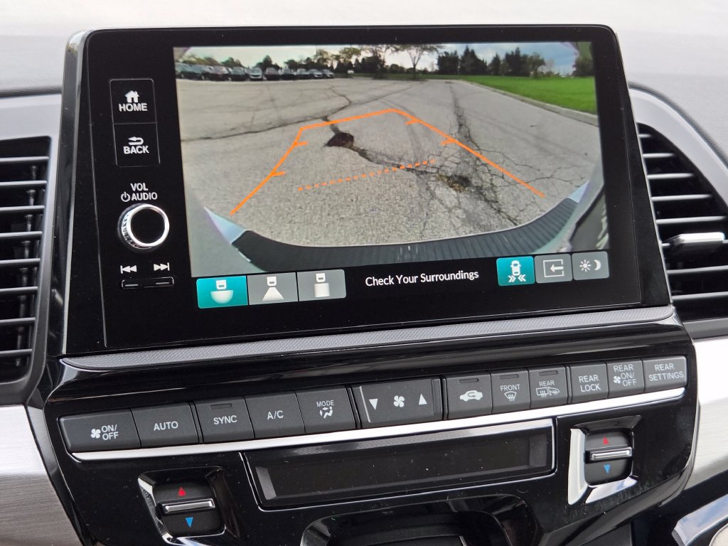 New 2027 Honda Odyssey Touring image 6