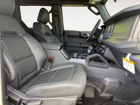 New 2026 Ford Bronco Badlands w/ Sasquatch Package AWD/4WD image 47