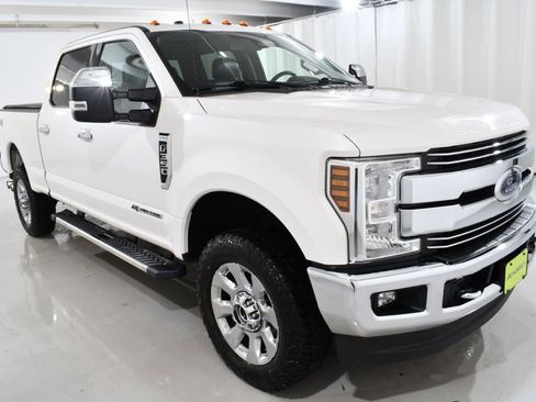 Used 2018 Ford F350 Lariat w/ Lariat Ultimate Package image 5