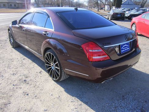 Used 2012 Mercedes-Benz S 550 4MATIC image 6
