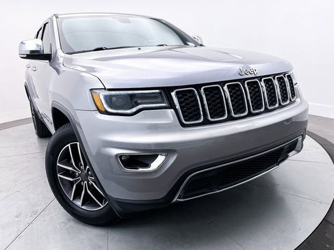 Used 2019 Jeep Grand Cherokee Limited w/ Luxury Group II image 4
