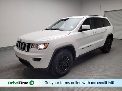 Used 2018 Jeep Grand Cherokee Laredo RWD image 1