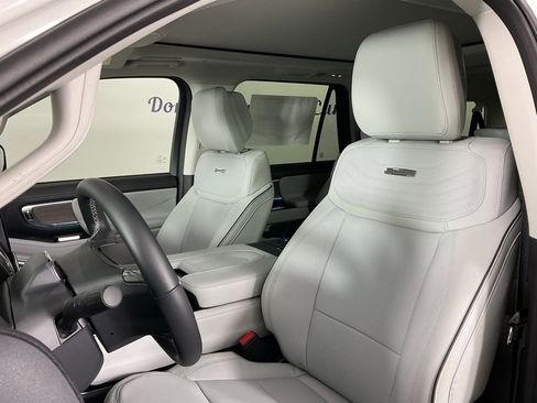 New 2026 Ford Expedition Max Platinum w/ Platinum Ultimate Package AWD/4WD image 14