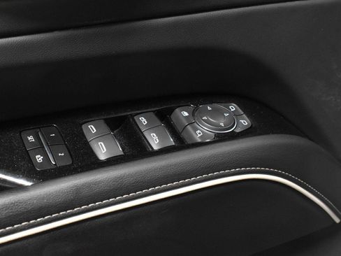 Certified 2023 Cadillac Escalade ESV Premium Luxury AWD/4WD image 11