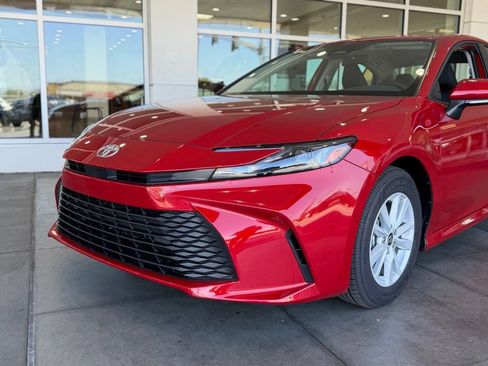 Certified 2026 Toyota Camry LE FWD image 3