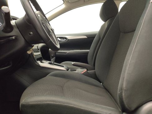Used 2019 Nissan Sentra S FWD image 17