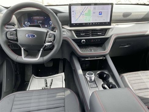 New 2025 Ford Explorer ST-Line w/ Premium Package image 7