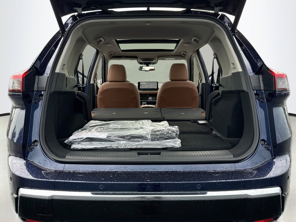 New 2026 Nissan Rogue Platinum w/ Platinum Premium Package AWD/4WD image 8