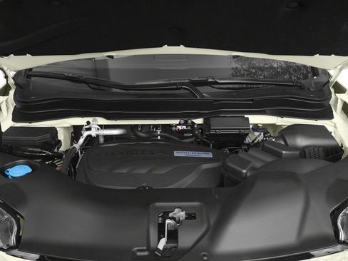 Used 2017 Honda Pilot Touring image 13