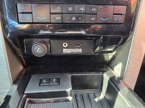 Used 2012 Ford F150 Platinum w/ Max Trailer Tow Pkg image 14