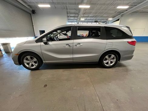 Used 2019 Honda Odyssey EX image 6