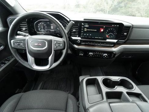 Used 2024 GMC Sierra 1500 Elevation image 20