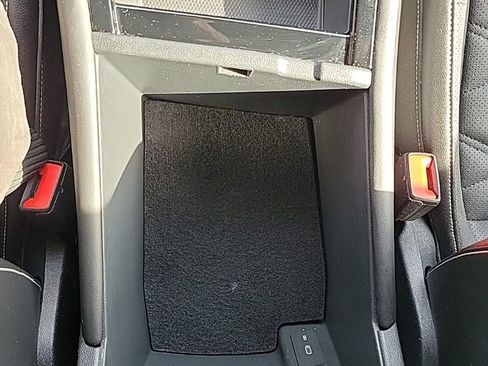 Certified 2024 Volkswagen Atlas SE image 36