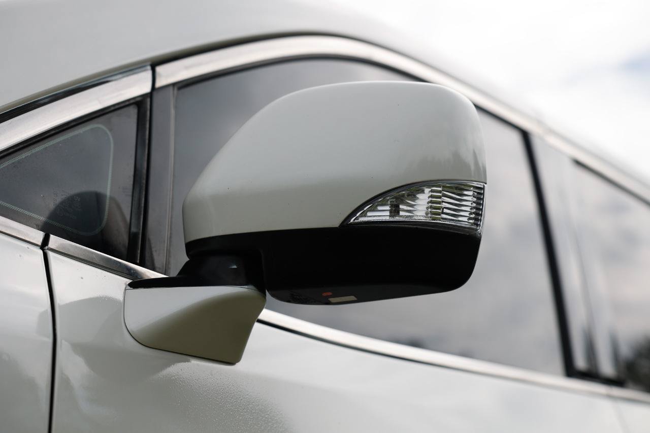 Used 2014 Nissan Quest SL FWD image 36