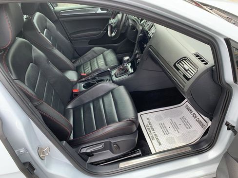 Used 2019 Volkswagen GTI SE w/ SE Experience Package FWD image 12