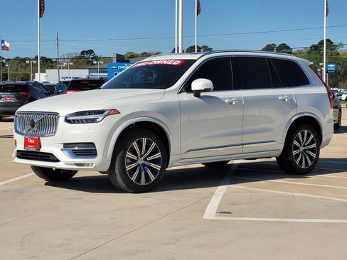 Used 2025 Volvo XC90 B6 Plus w/ Protection Package Premier AWD/4WD image 4