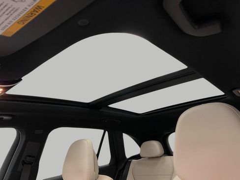 New 2026 Mercedes-Benz GLC 300 4MATIC image 29