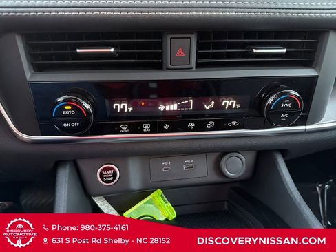 Certified 2023 Nissan Rogue SV image 18